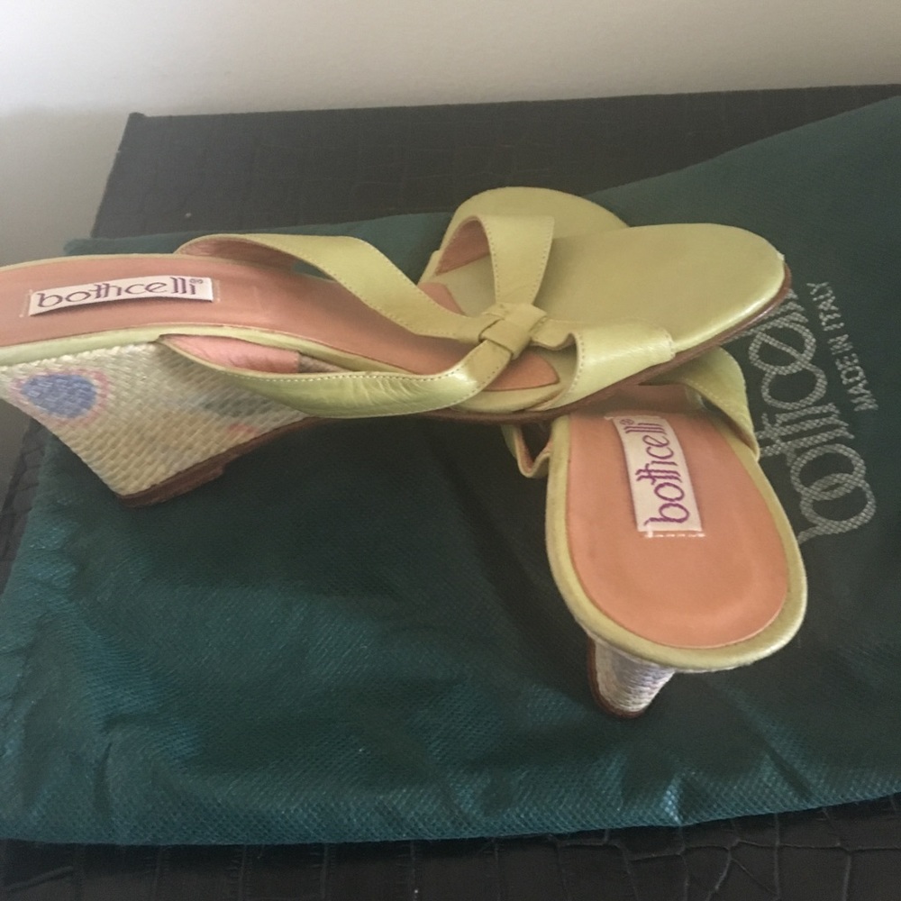 Botticelli Sandals